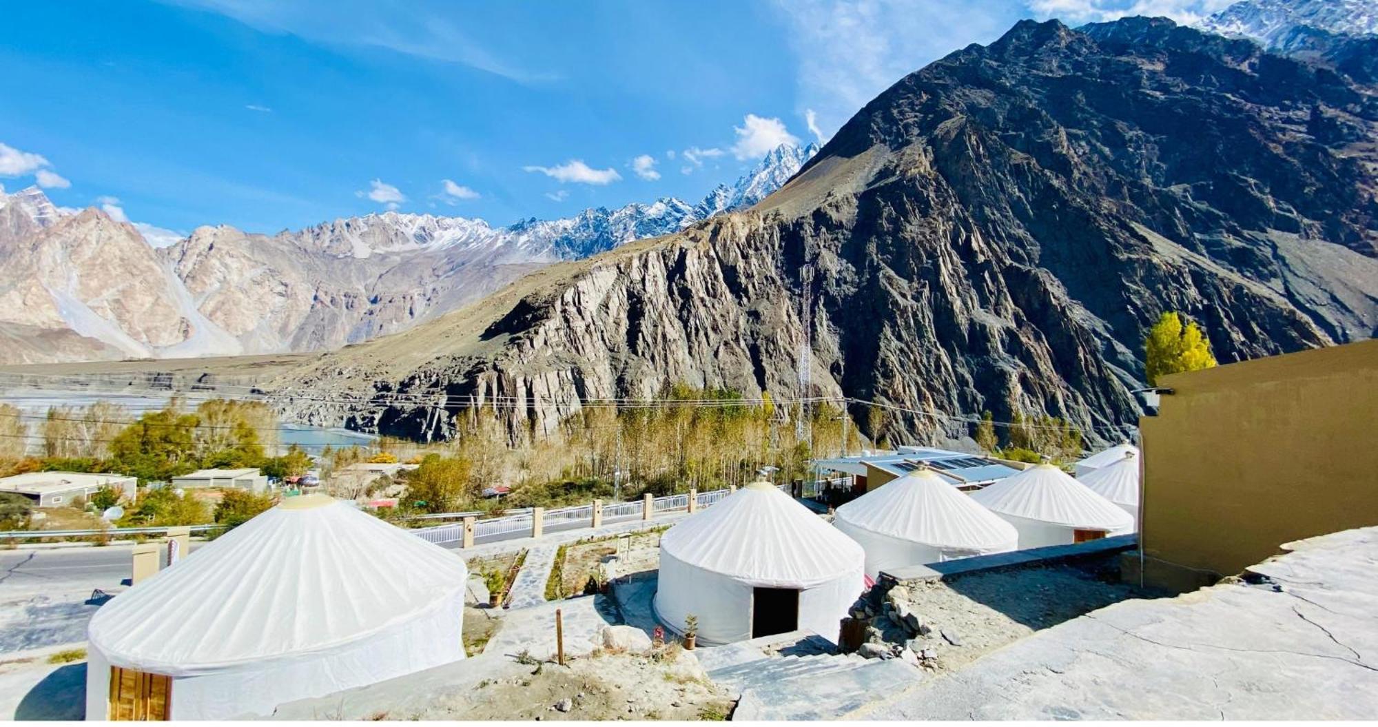 Apex Hotels And Resorts Hussaini Karimabad  Extérieur photo