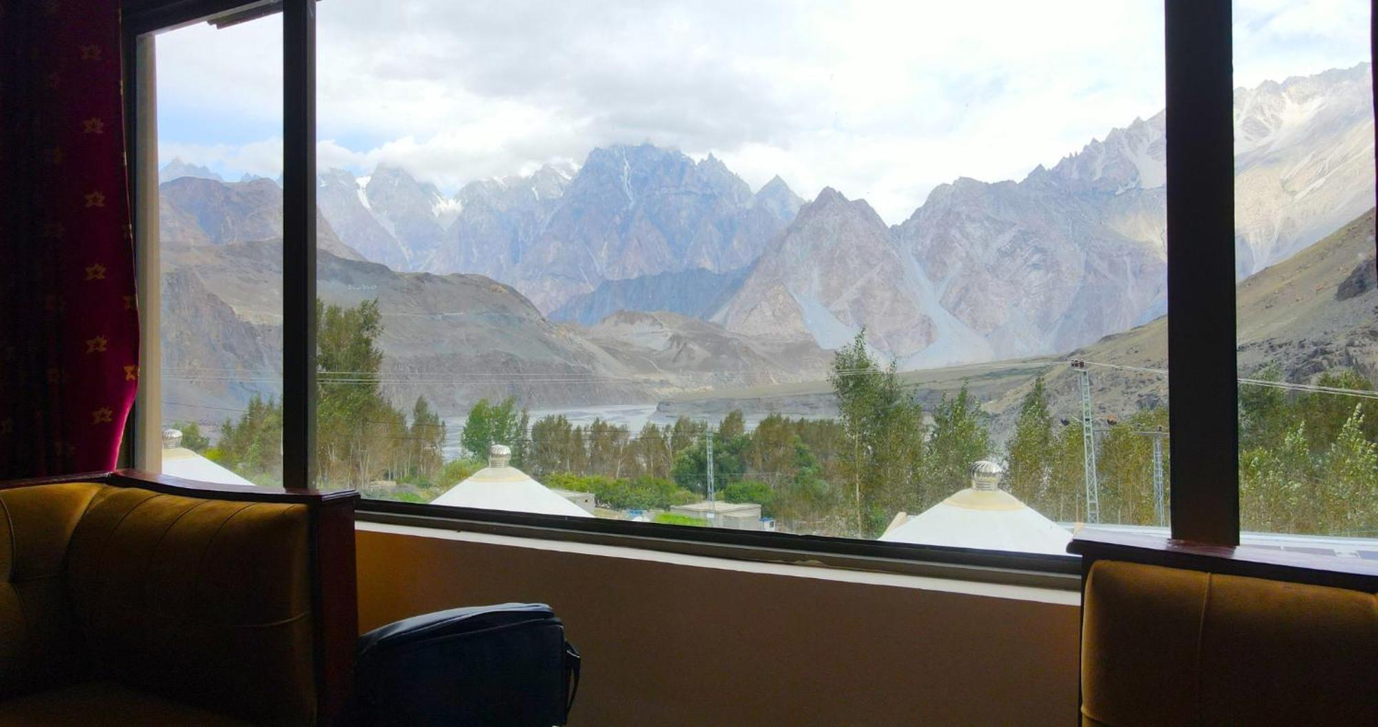 Apex Hotels And Resorts Hussaini Karimabad  Extérieur photo