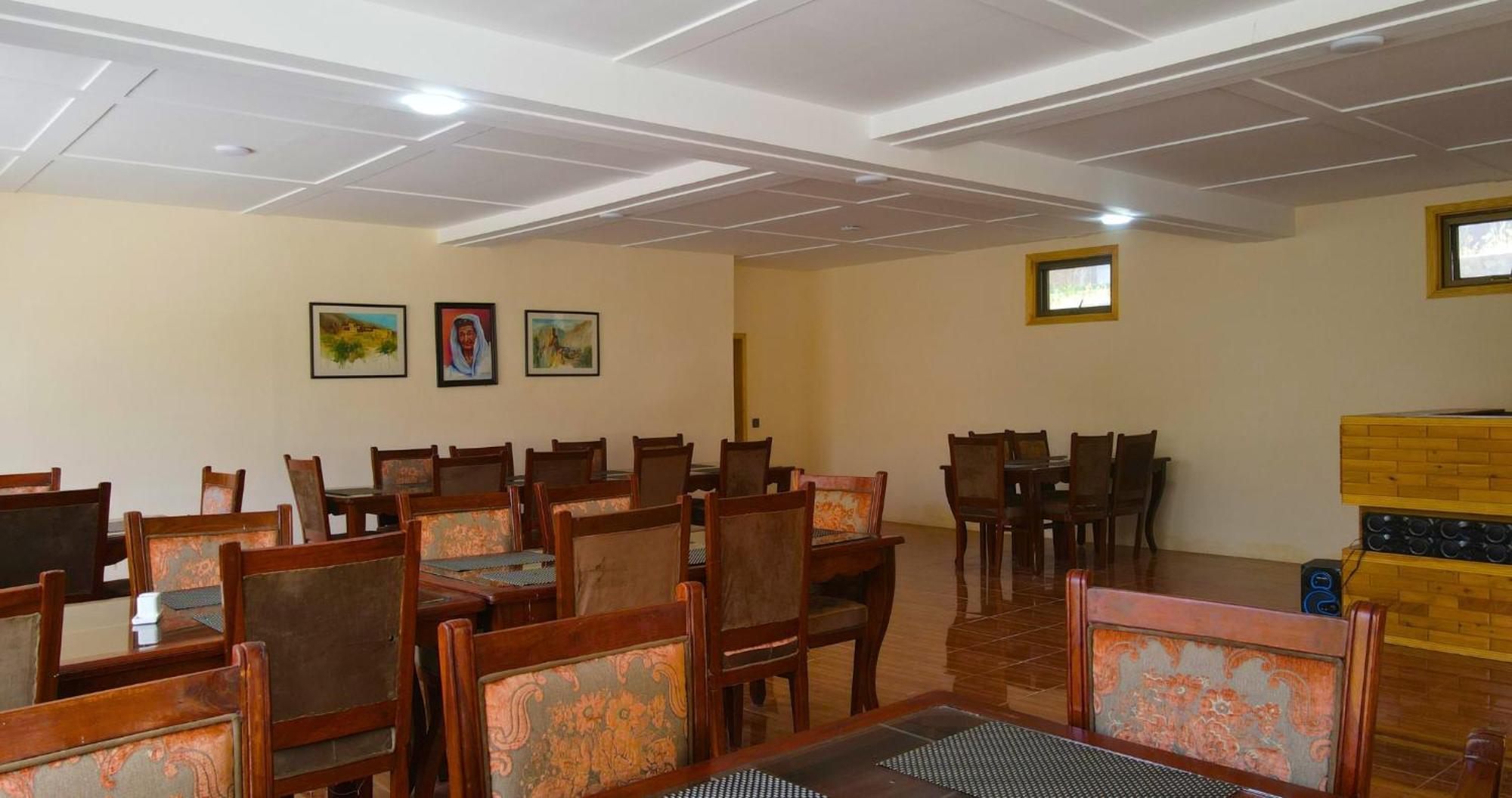Apex Hotels And Resorts Hussaini Karimabad  Extérieur photo