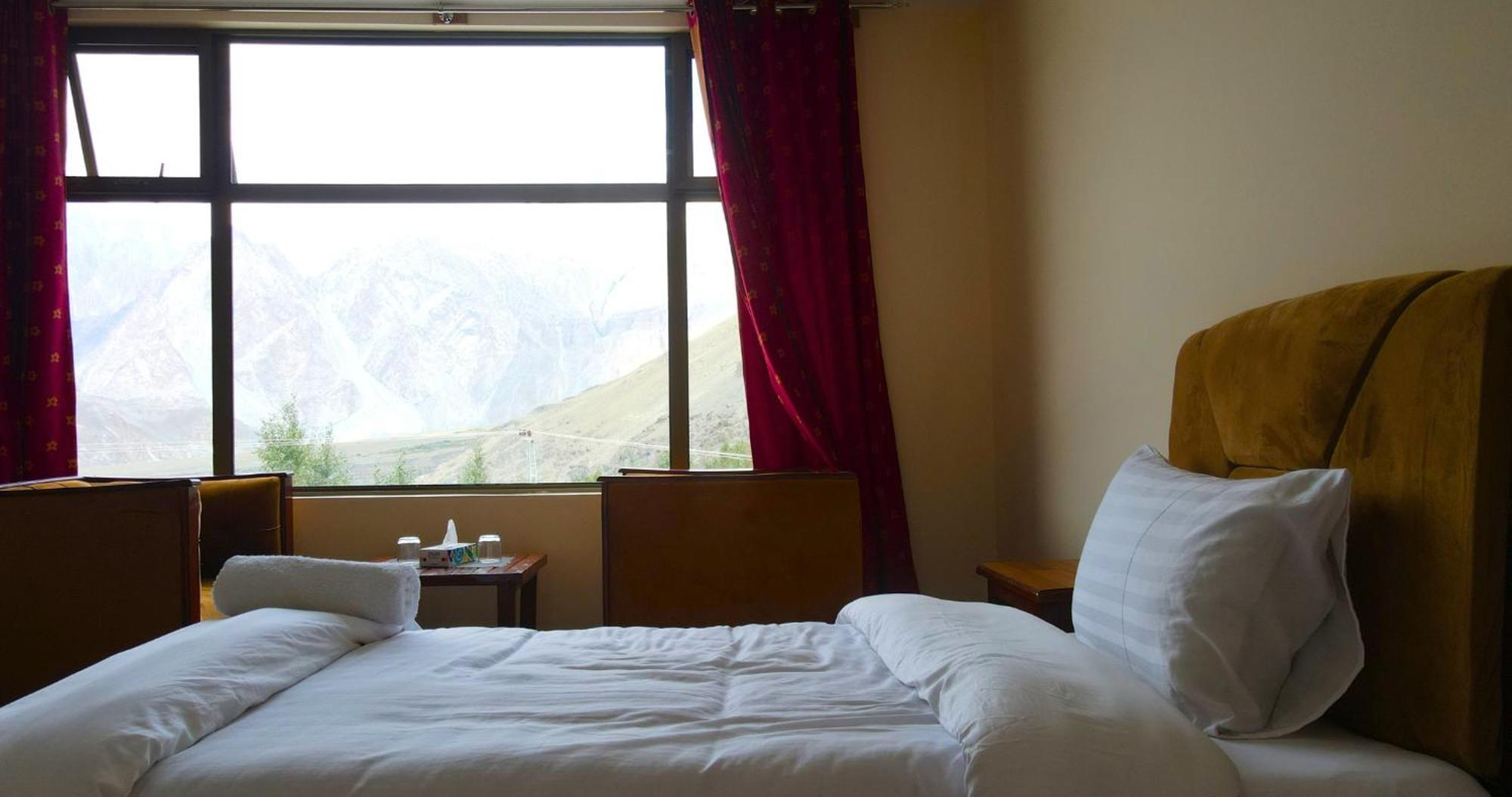 Apex Hotels And Resorts Hussaini Karimabad  Extérieur photo