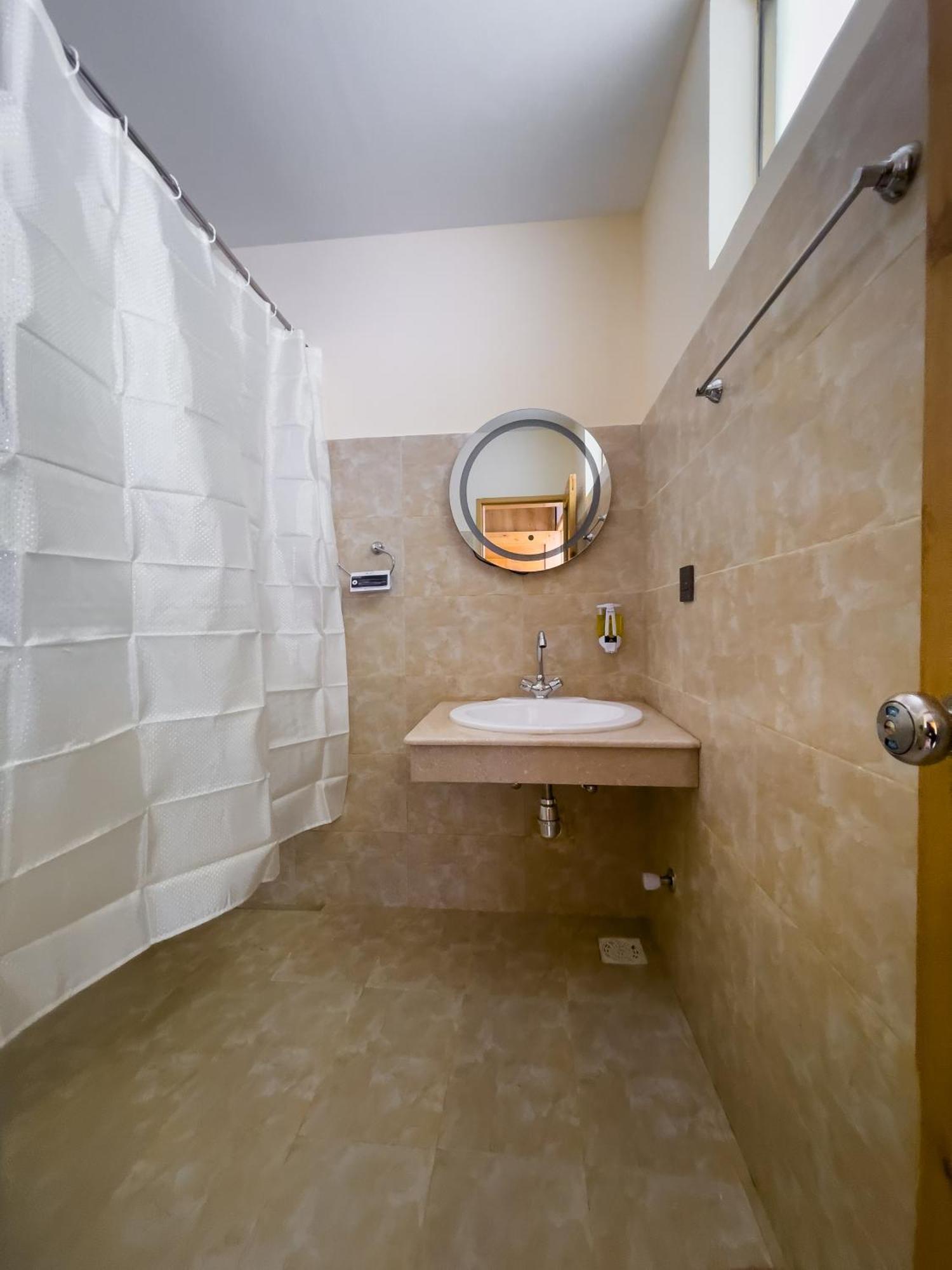 Apex Hotels And Resorts Hussaini Karimabad  Extérieur photo