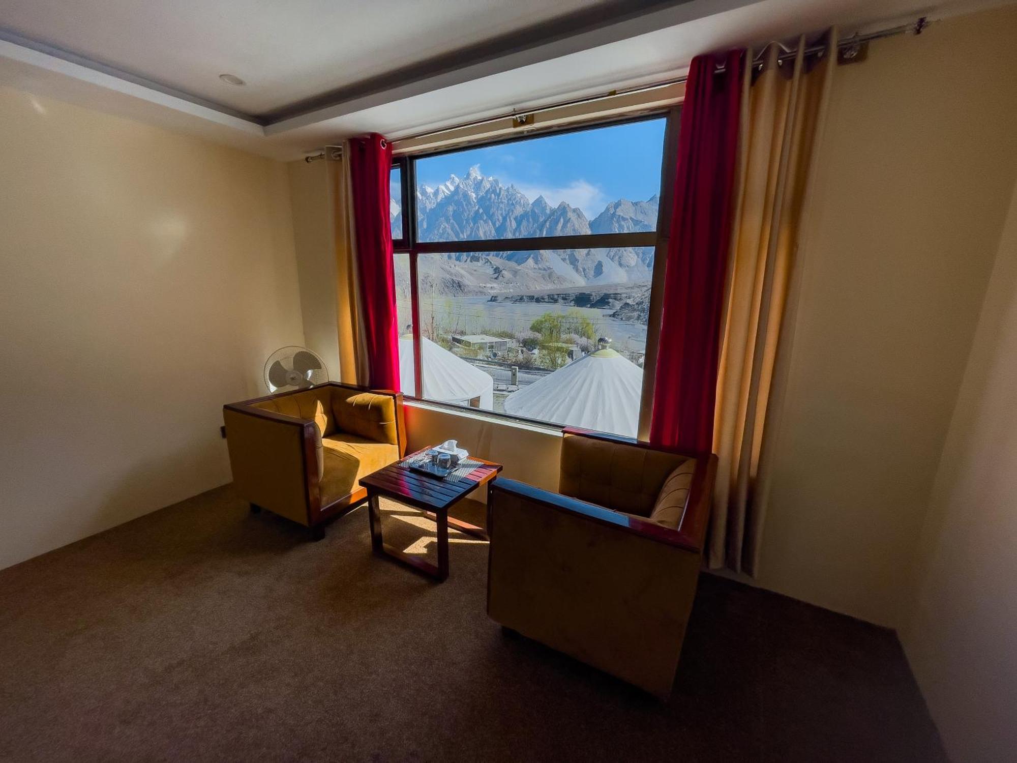 Apex Hotels And Resorts Hussaini Karimabad  Extérieur photo