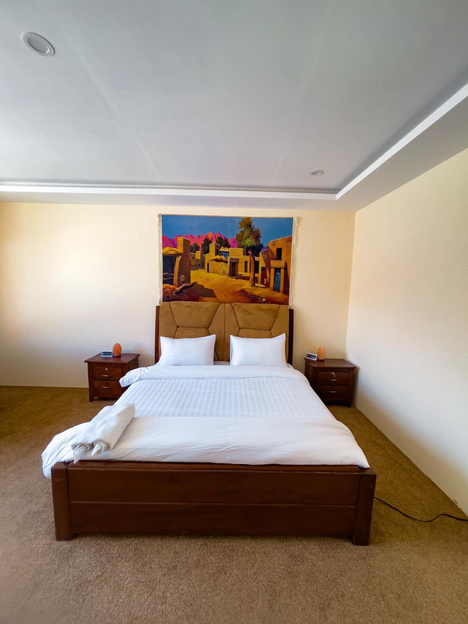 Apex Hotels And Resorts Hussaini Karimabad  Extérieur photo