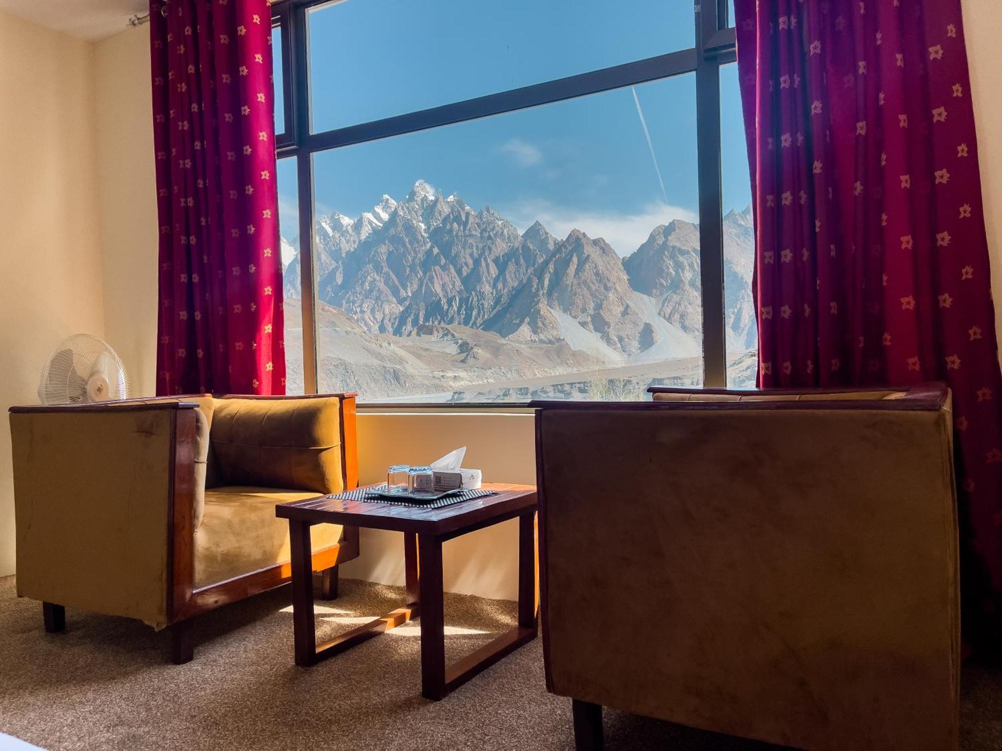 Apex Hotels And Resorts Hussaini Karimabad  Extérieur photo